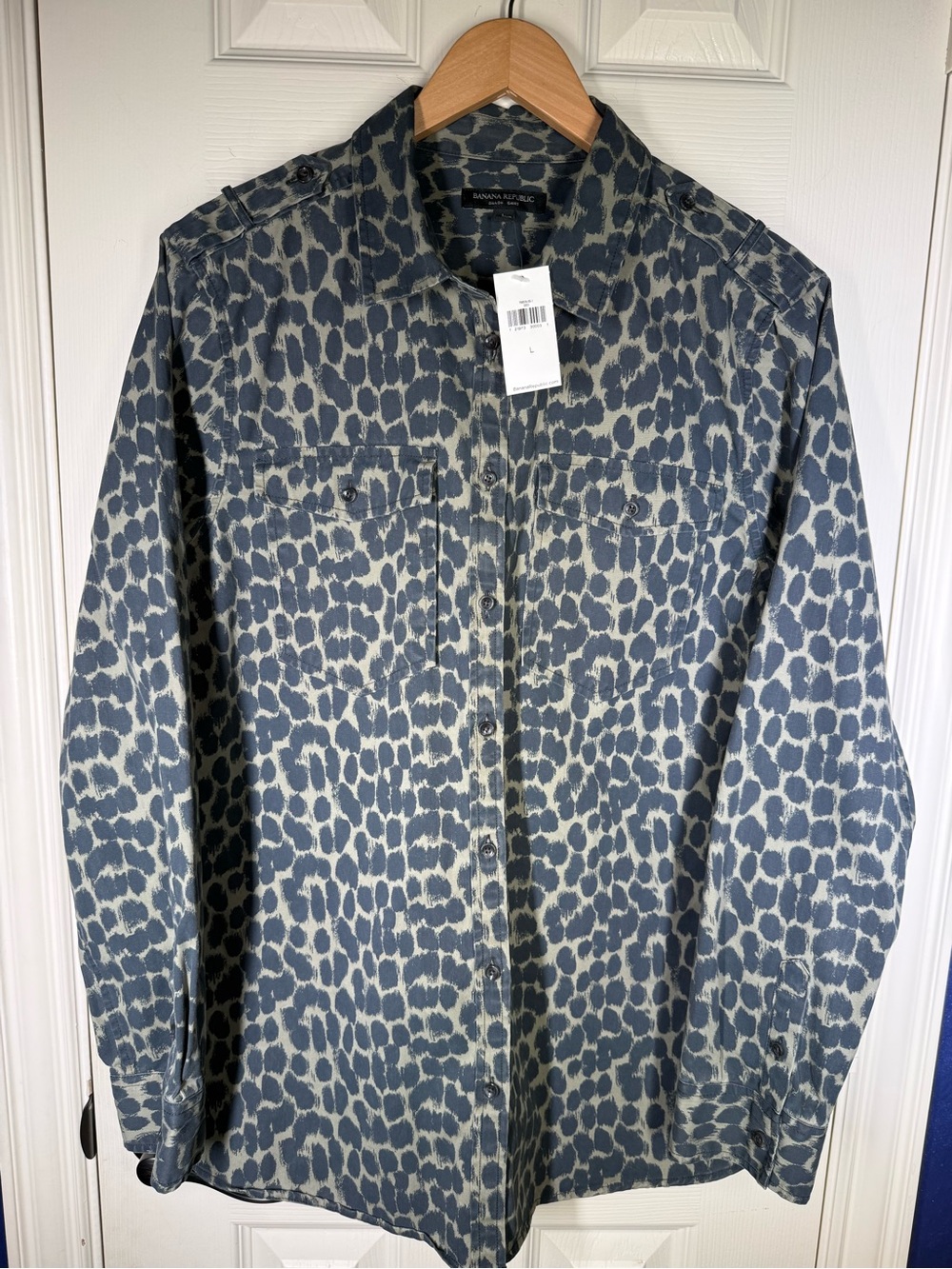 NWT Banana Republic Cotton Olive and Gray Animal-Print Field Shirt Jacket Sz L
